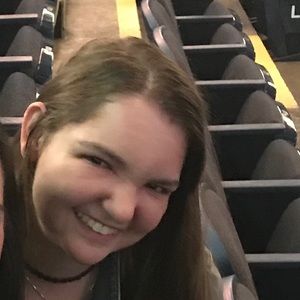 Meet your Posher, Caroline